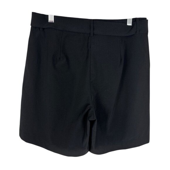 Calvin Klein Women's 4 Dressy Shorts Black Pleated Belt EUC Inseam 7.5" - Picture 2 of 9